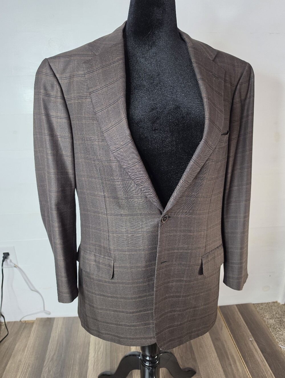 VTG Brioni Neiman Marcus Nomenta Wool Silk Plaid Sport Coat Blazer Jacket. 42R